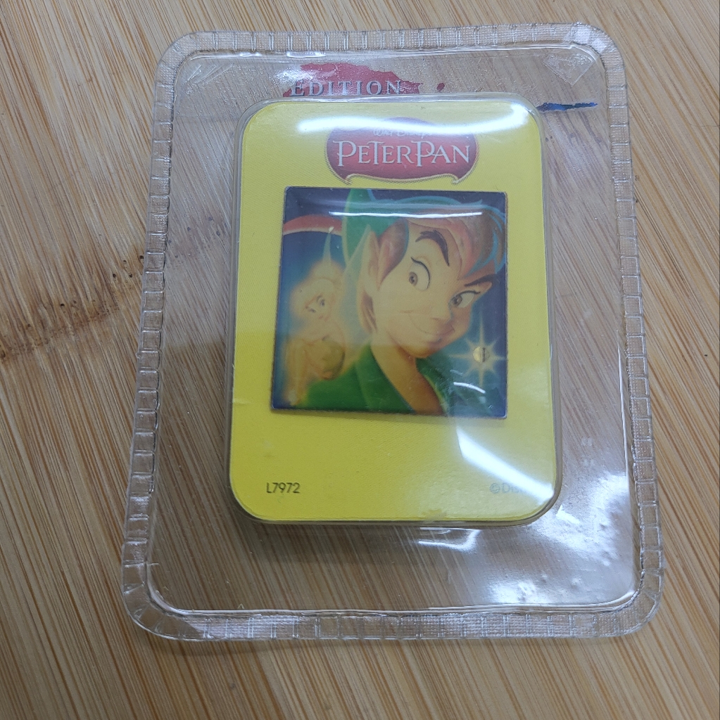 Brand New Disney Peter Pan Blinky Pin